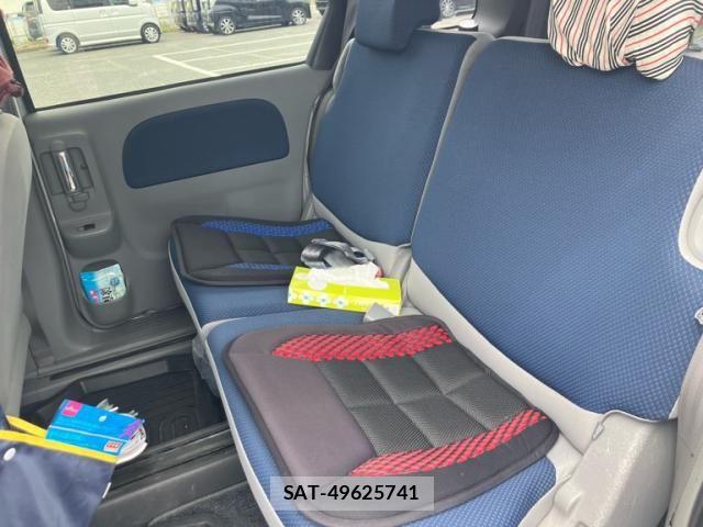 Toyota SIENTA 2005-09 7510044-8