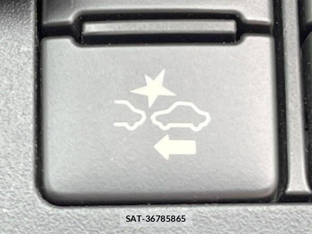 Toyota SIENTA 2019-06 7502808-6