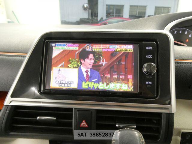 Toyota SIENTA 2017-05 7510034-25