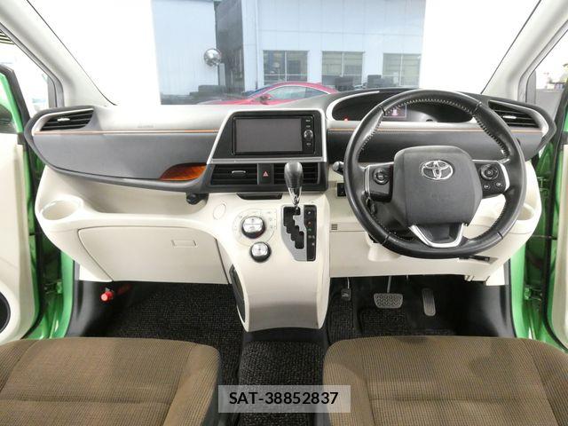 Toyota SIENTA 2017-05 7510034-2