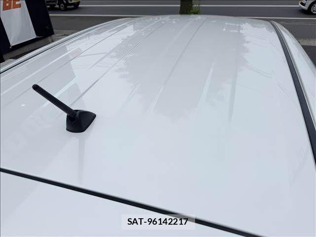 Toyota SIENTA 2017-01 7502817-18