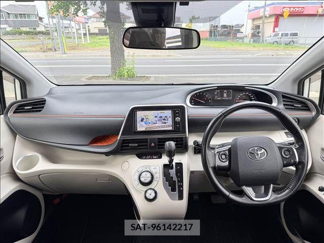 Toyota SIENTA 2017-01 7502817-1