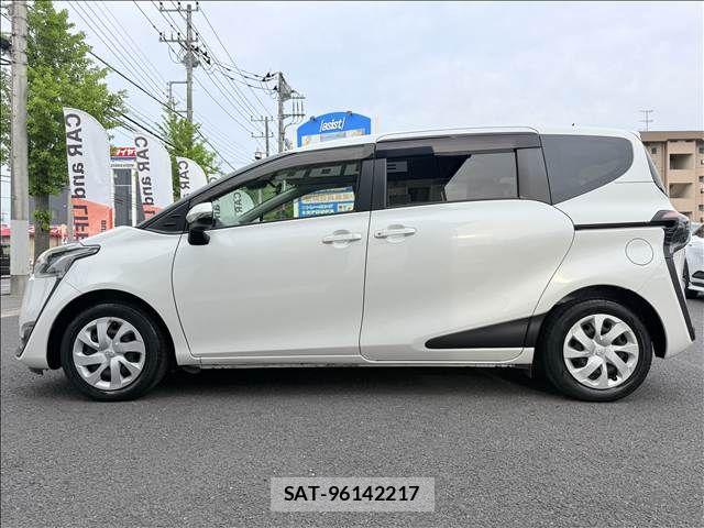 Toyota SIENTA 2017-01 7502817-5