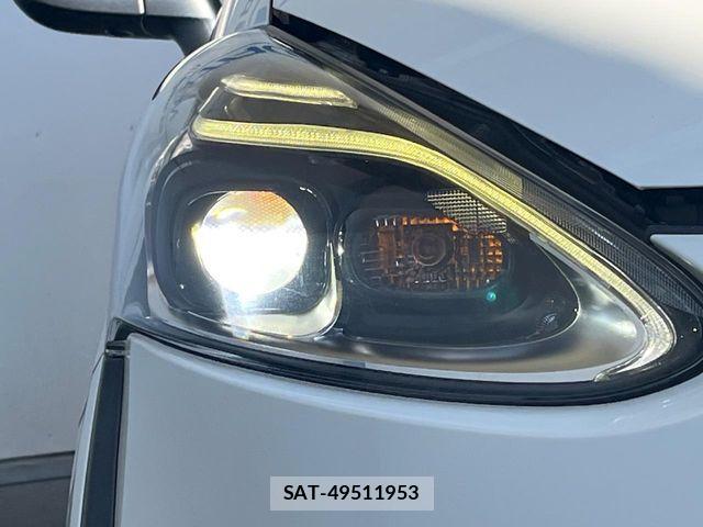 Toyota SIENTA 2020-07 7502805-12
