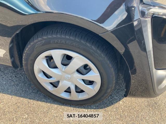 Toyota SIENTA 2018-07 7502811-7
