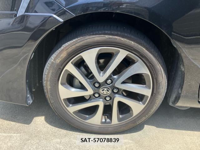 Toyota SIENTA 2016-08 7510037-6