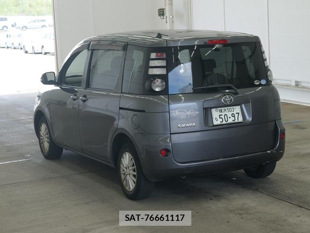 Toyota SIENTA 2008-01 7538433-1