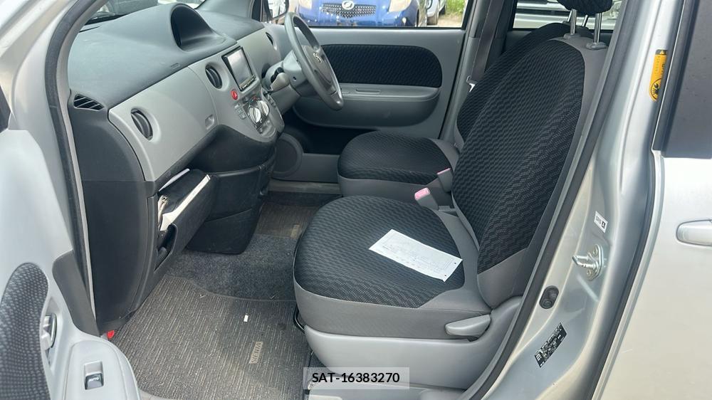 Toyota SIENTA 2009 7332894-10