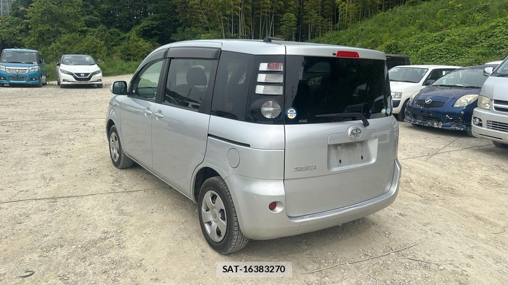 Toyota SIENTA 2009 7332894-2