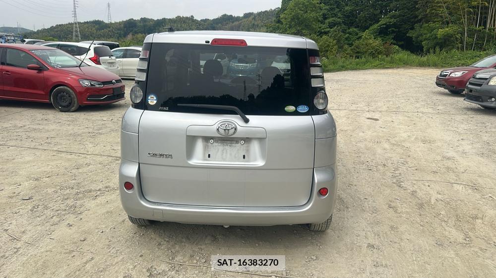Toyota SIENTA 2009 7332894-3