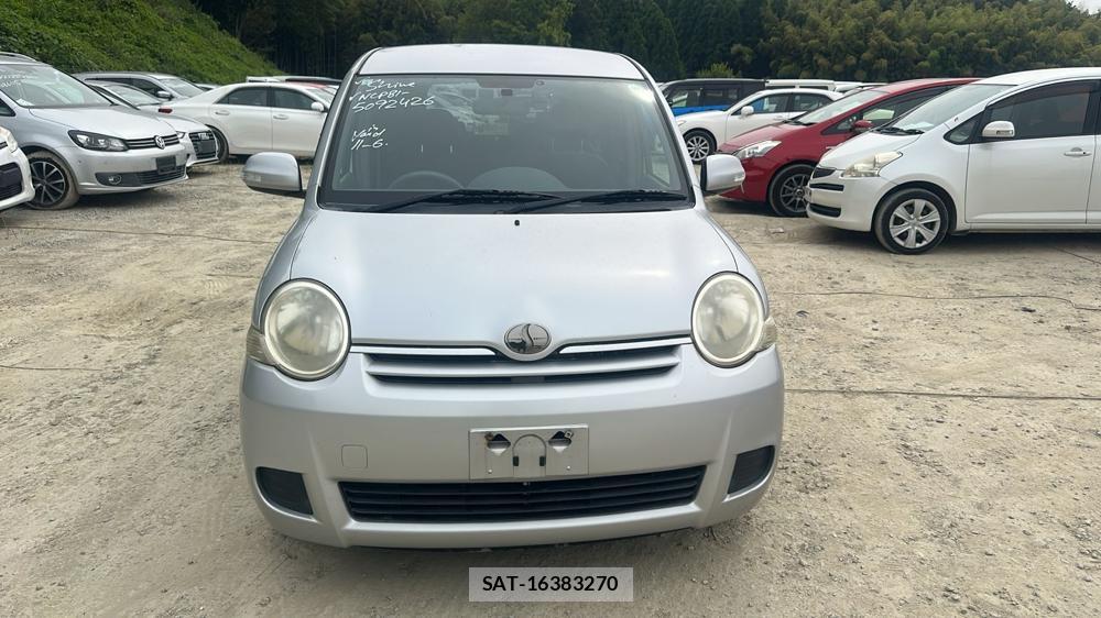 Toyota SIENTA 2009 7332894-7