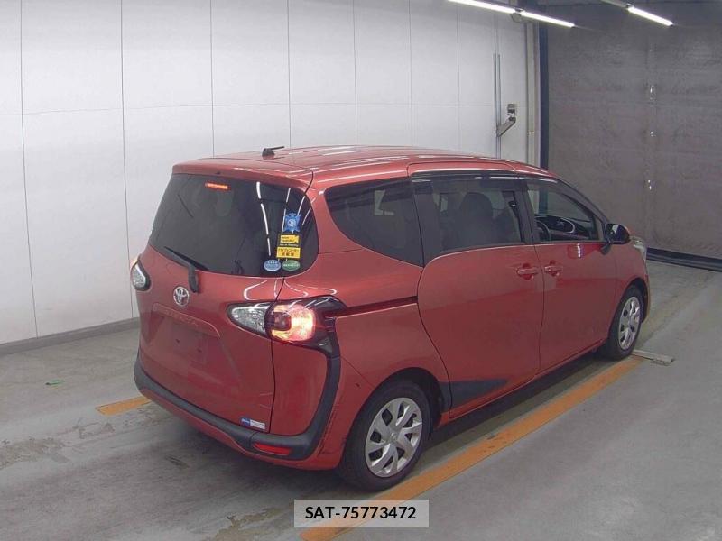 Toyota SIENTA 2017-08 7550864-1