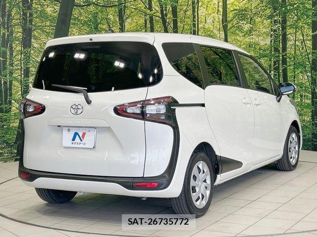 Toyota SIENTA 2016-01 7562831-17