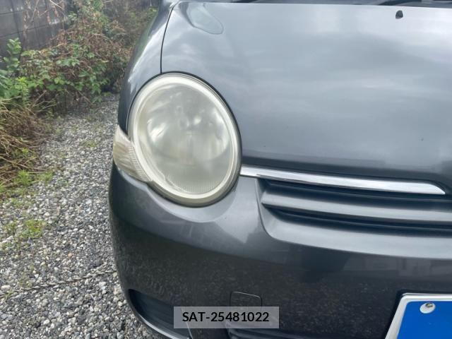 Toyota SIENTA 2009-10 7562835-4