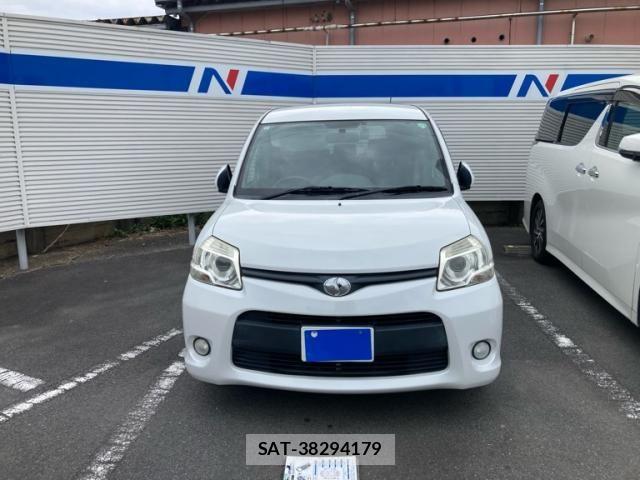 Toyota SIENTA 2013-07 7562832-1