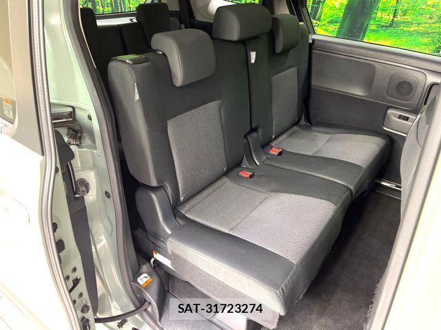 Toyota SIENTA 2023-05 7562829-9