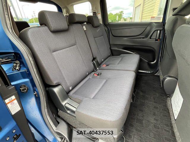 Toyota SIENTA 2017-05 7562830-9