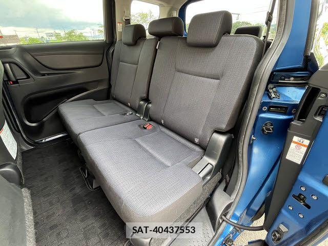 Toyota SIENTA 2017-05 7562830-12