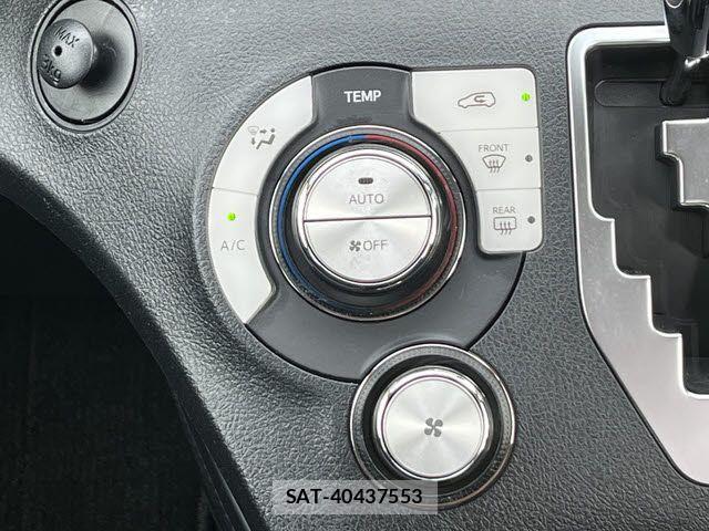Toyota SIENTA 2017-05 7562830-14