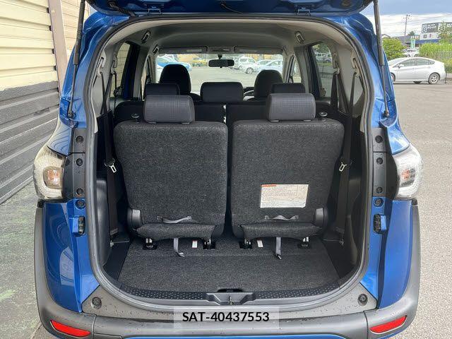 Toyota SIENTA 2017-05 7562830-20