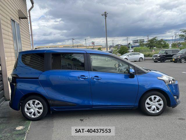 Toyota SIENTA 2017-05 7562830-22