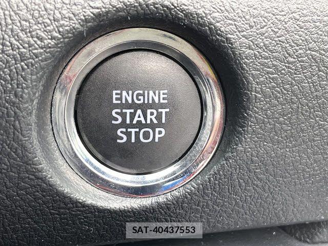 Toyota SIENTA 2017-05 7562830-25