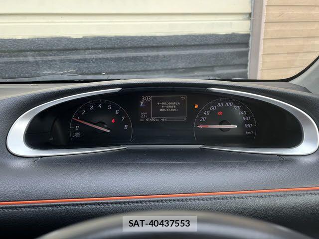 Toyota SIENTA 2017-05 7562830-7