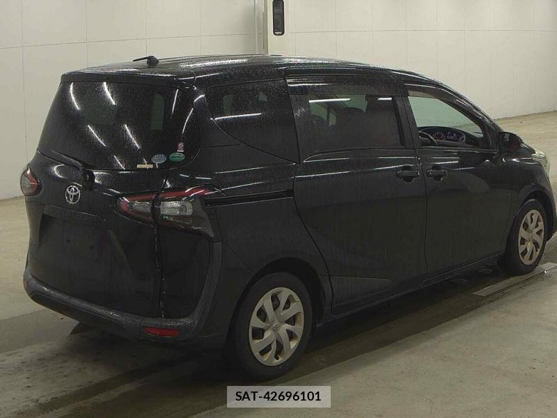 Toyota SIENTA 2015-09 7550863-1