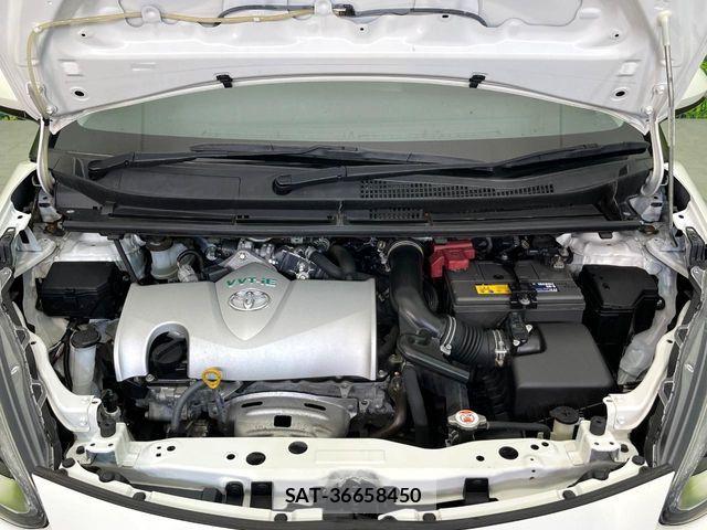 Toyota SIENTA 2018-10 7562828-17