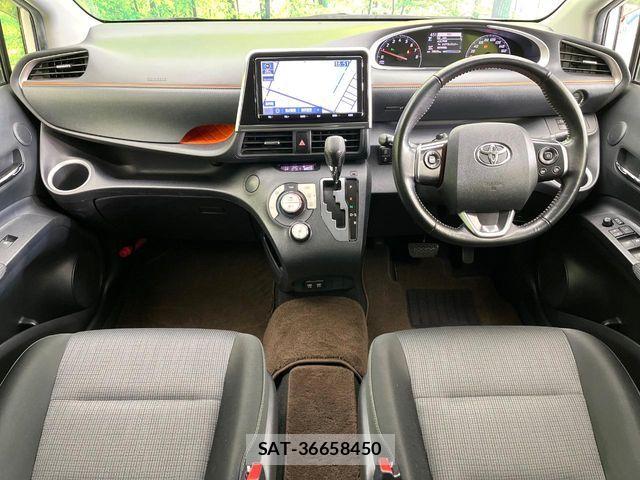 Toyota SIENTA 2018-10 7562828-1