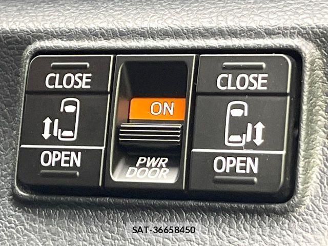 Toyota SIENTA 2018-10 7562828-4