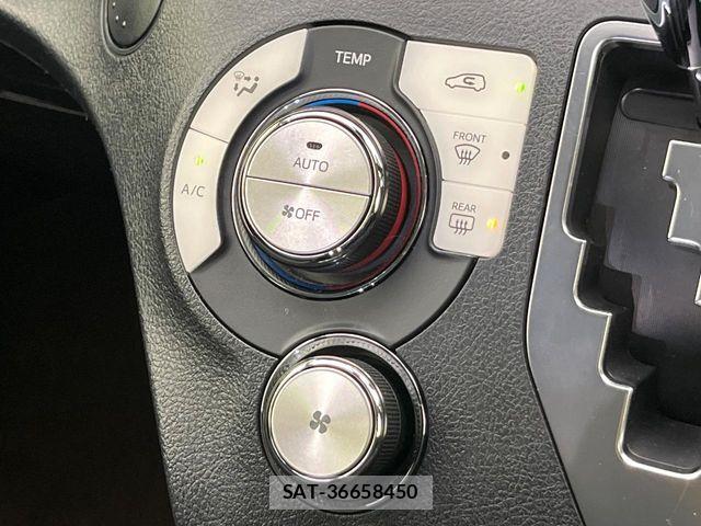 Toyota SIENTA 2018-10 7562828-6