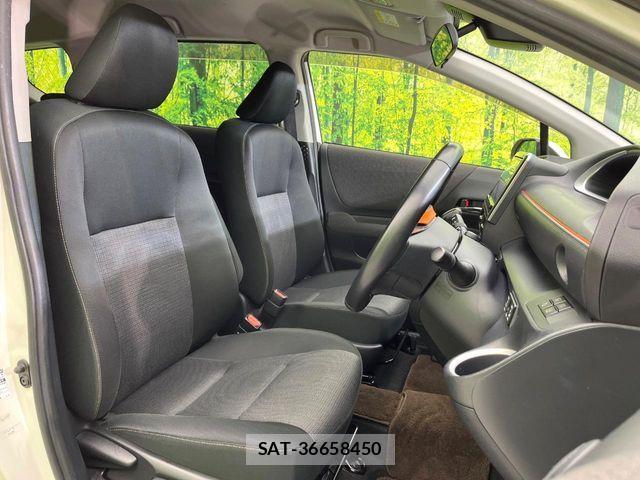 Toyota SIENTA 2018-10 7562828-8
