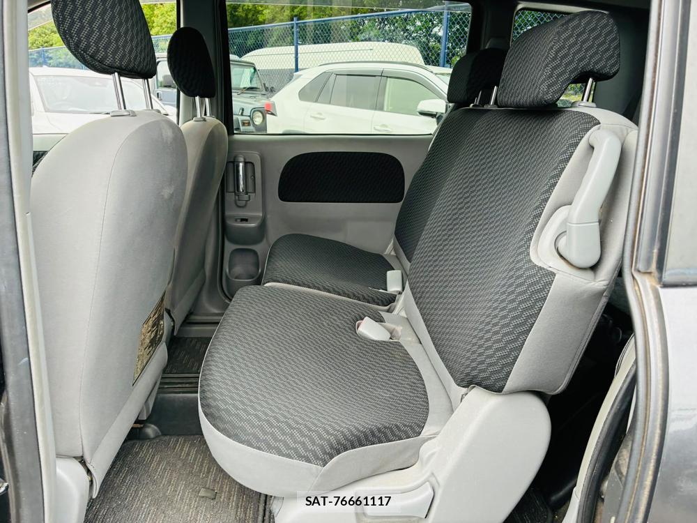 Toyota SIENTA 2008-01 7538433-9
