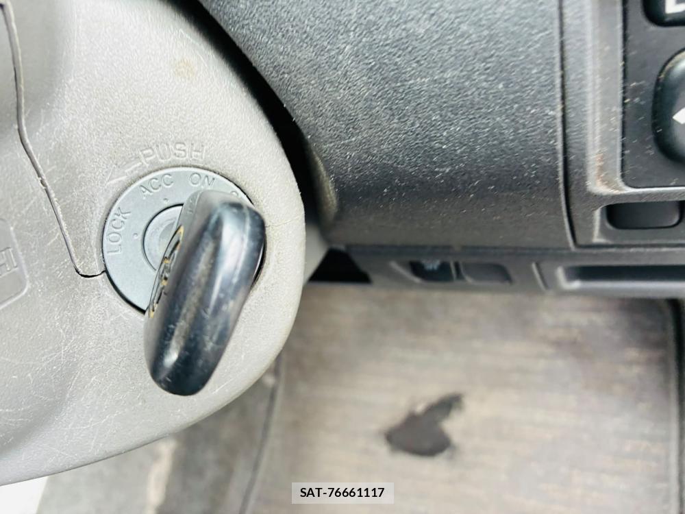 Toyota SIENTA 2008-01 7538433-16