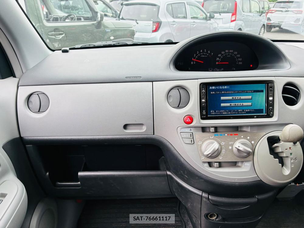 Toyota SIENTA 2008-01 7538433-17