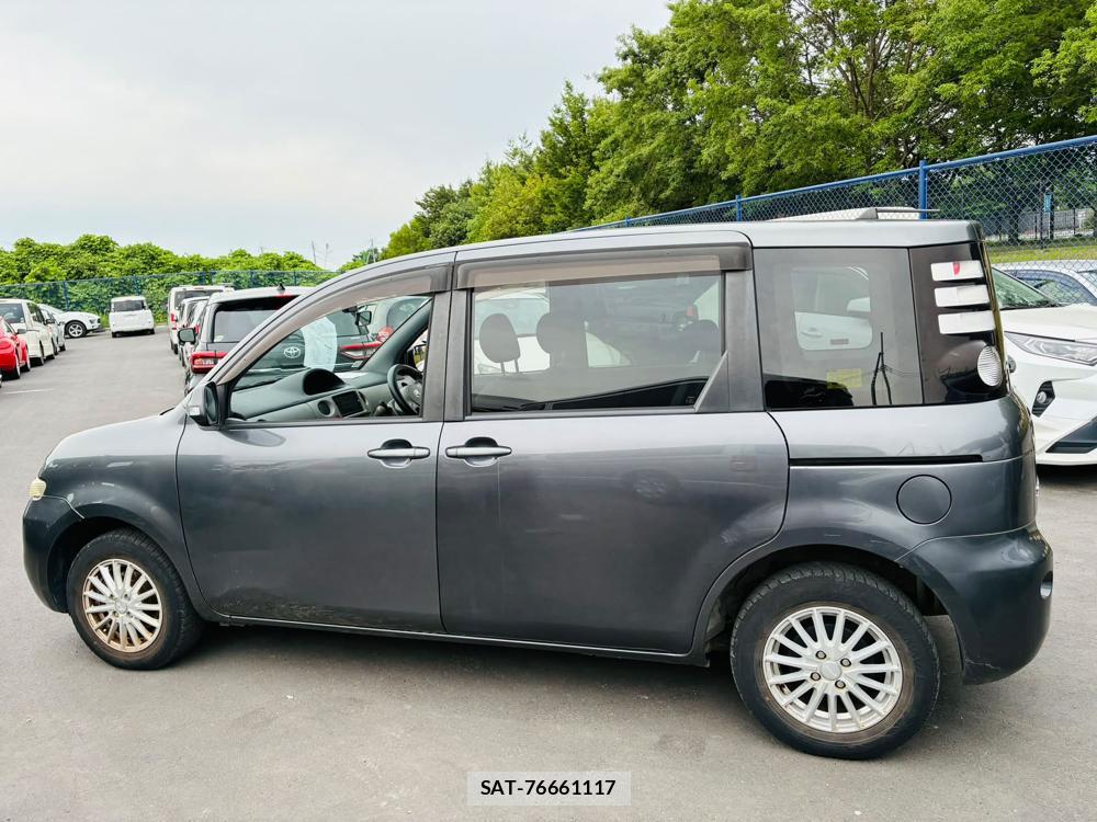 Toyota SIENTA 2008-01 7538433-1