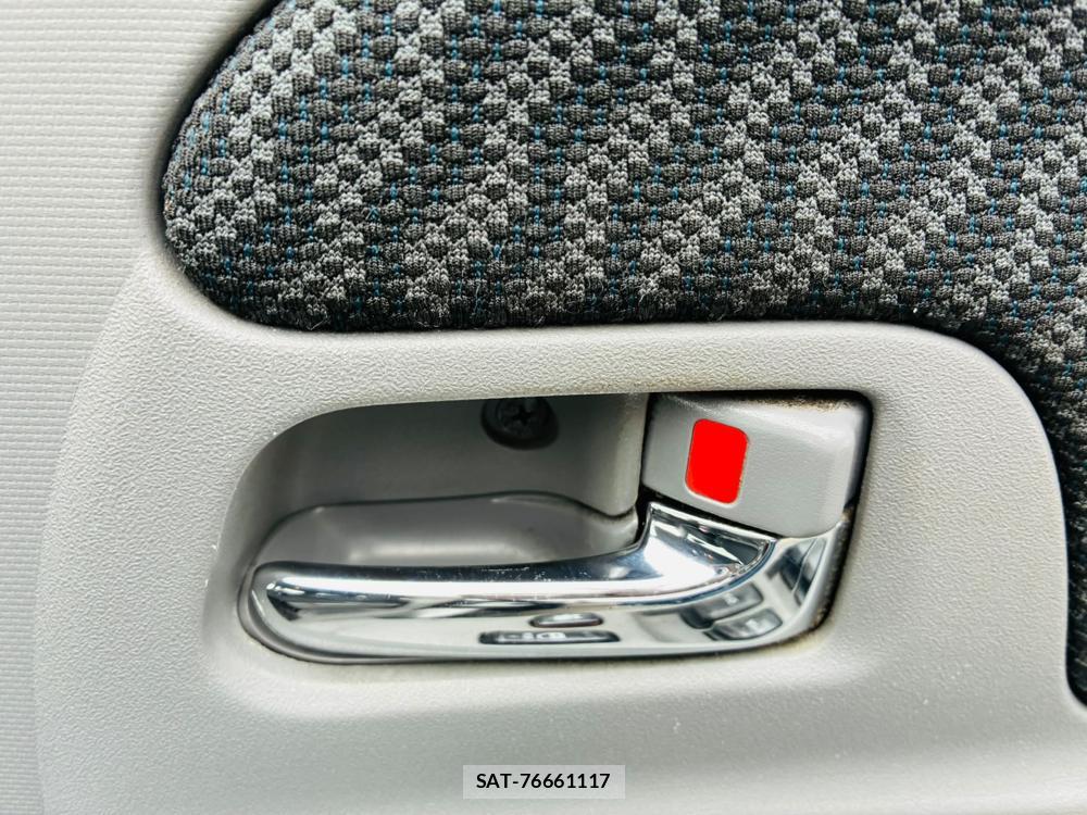 Toyota SIENTA 2008-01 7538433-20