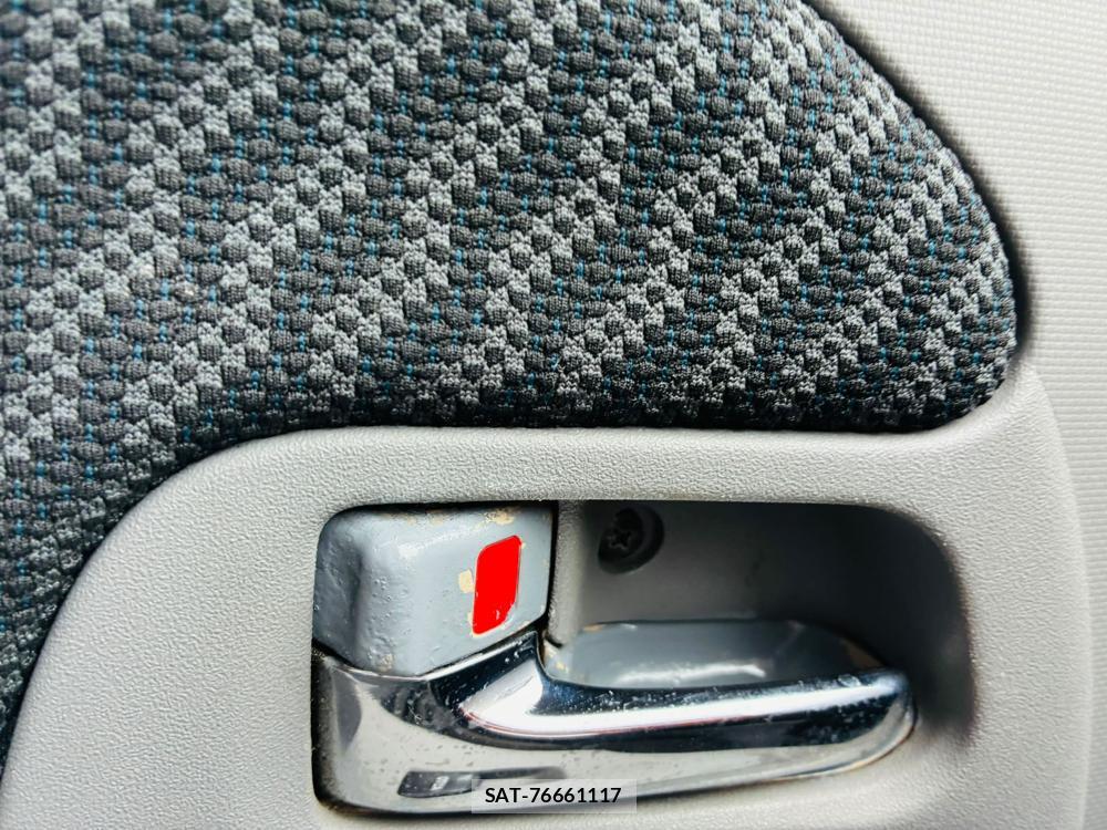 Toyota SIENTA 2008-01 7538433-22
