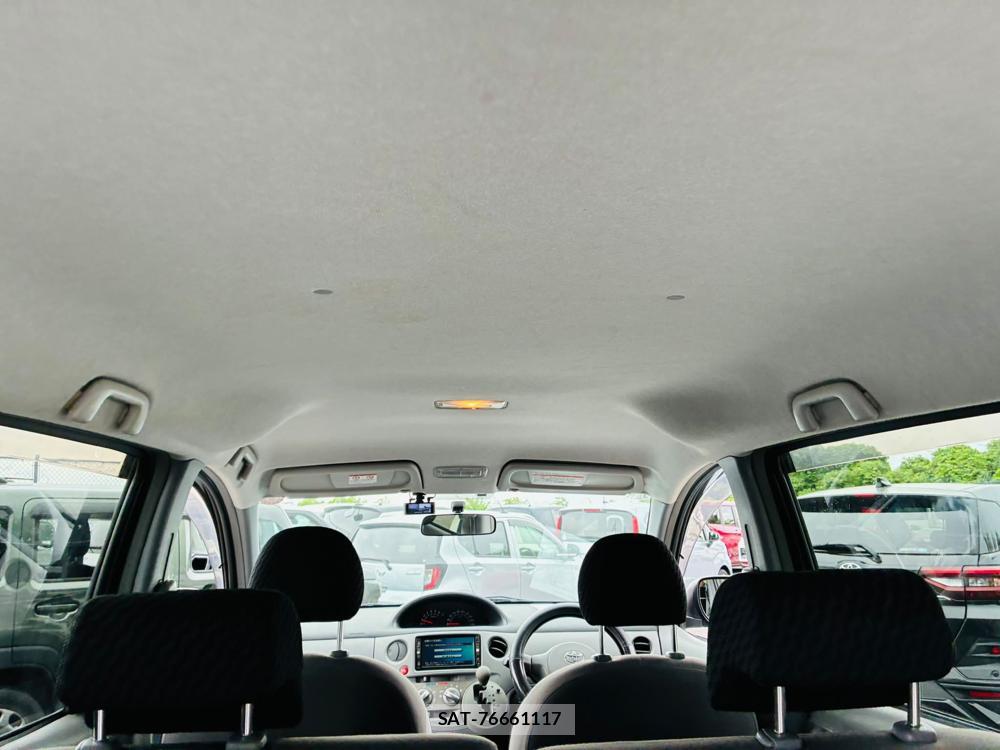 Toyota SIENTA 2008-01 7538433-24