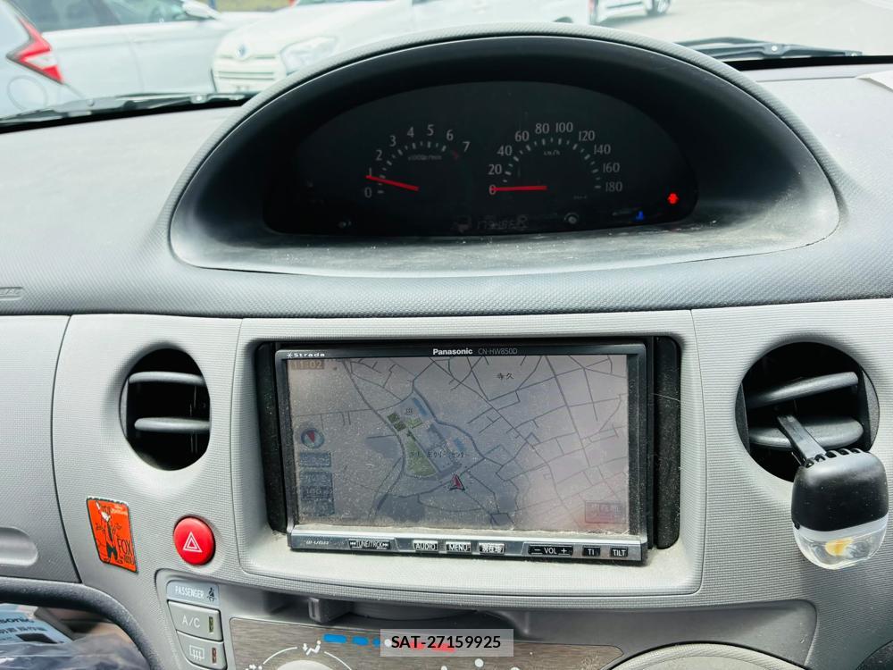 Toyota SIENTA 2010-04 7497286-18