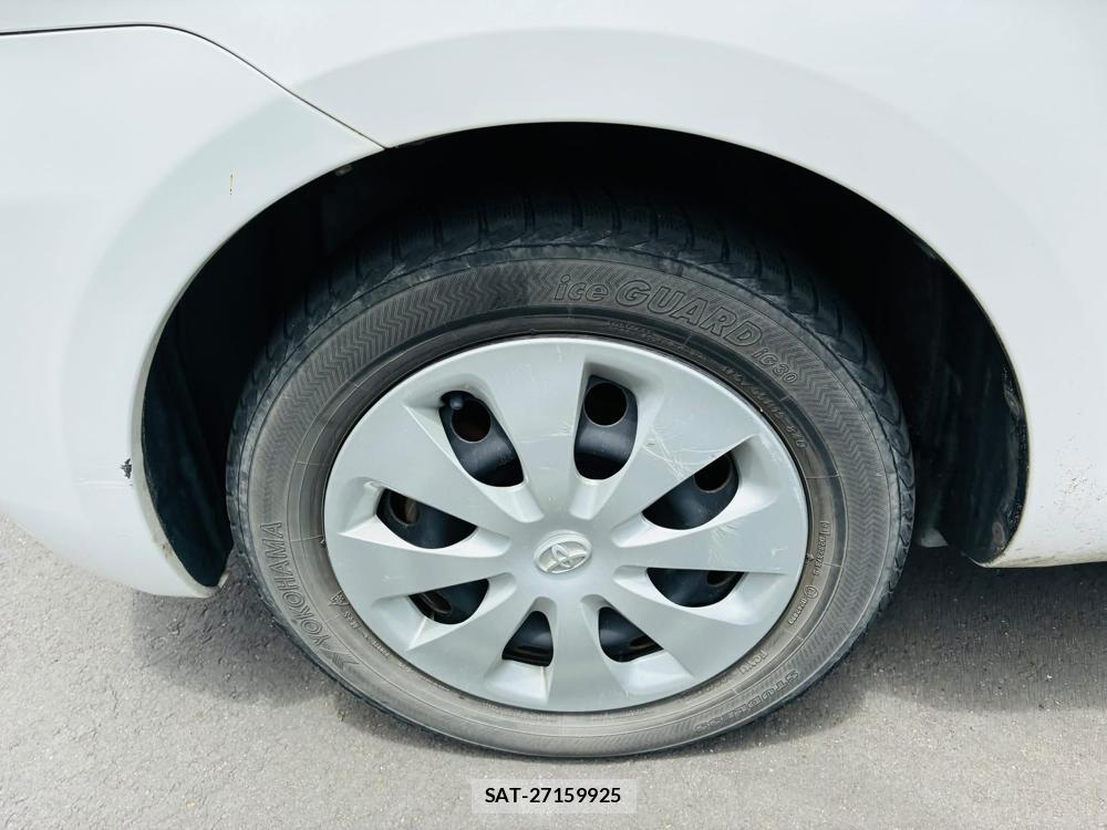 Toyota SIENTA 2010-04 7497286-29