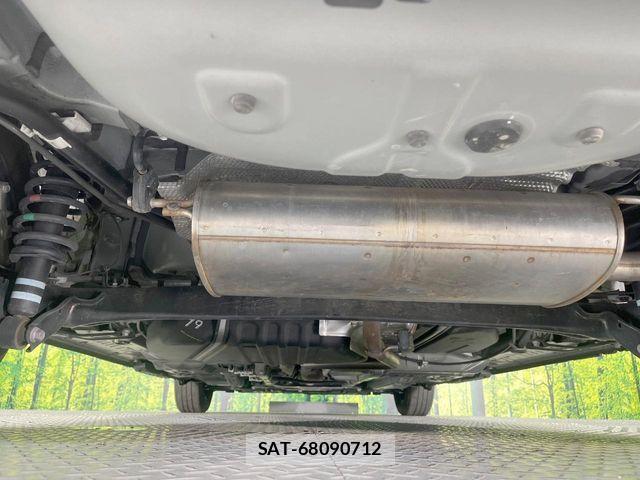Toyota SIENTA 2023-12 7619997-19
