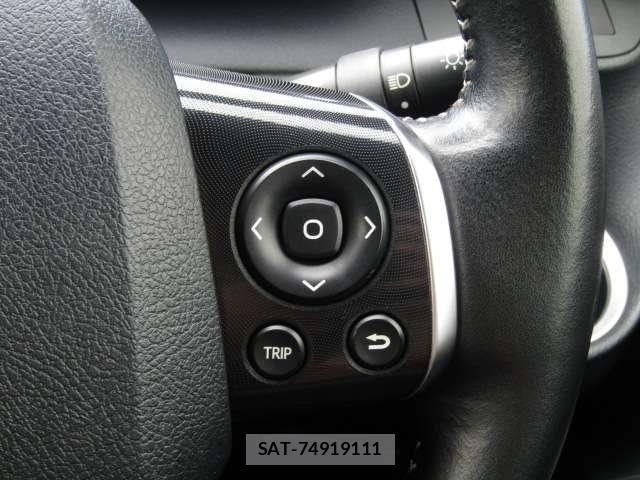 Toyota SIENTA 2018-11 7620006-9