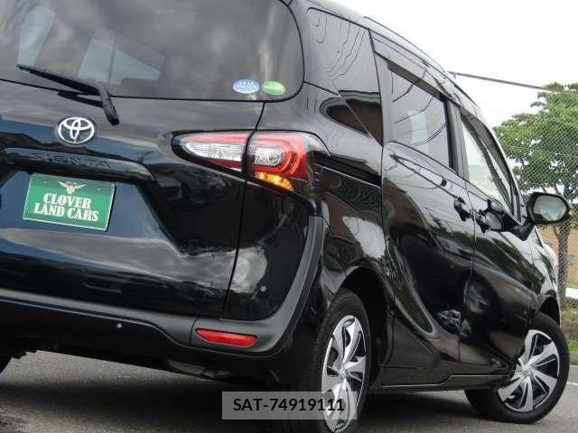 Toyota SIENTA 2018-11 7620006-16