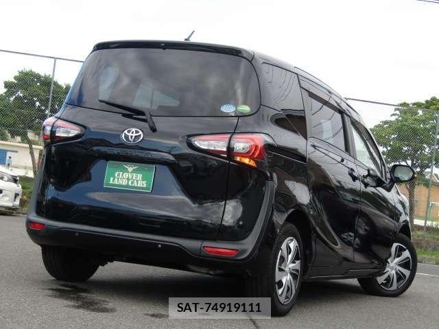 Toyota SIENTA 2018-11 7620006-18