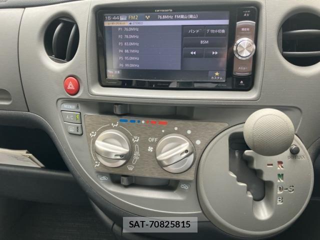 Toyota SIENTA 2010-08 7620041-24