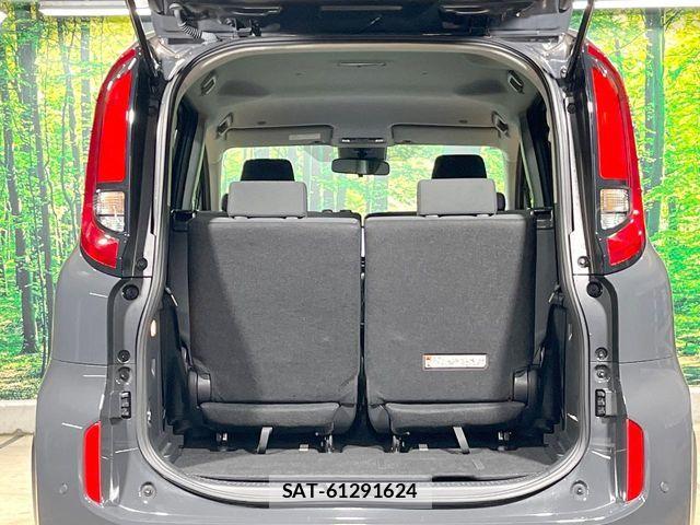 Toyota SIENTA 2023-09 7619996-10