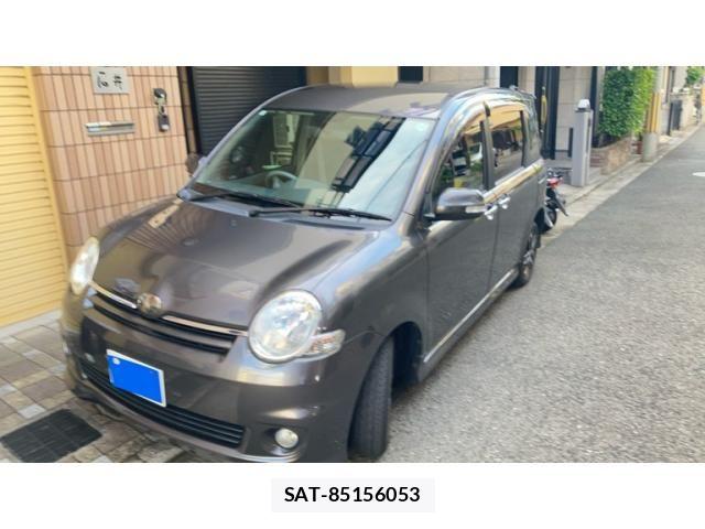 Toyota SIENTA 2009-07 7620039-1
