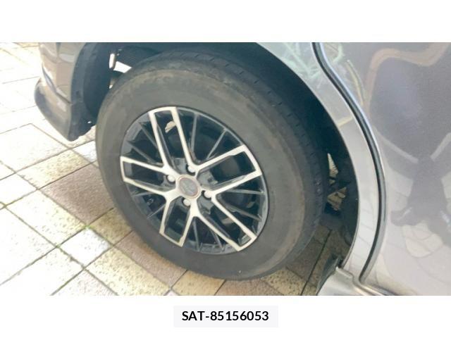 Toyota SIENTA 2009-07 7620039-8